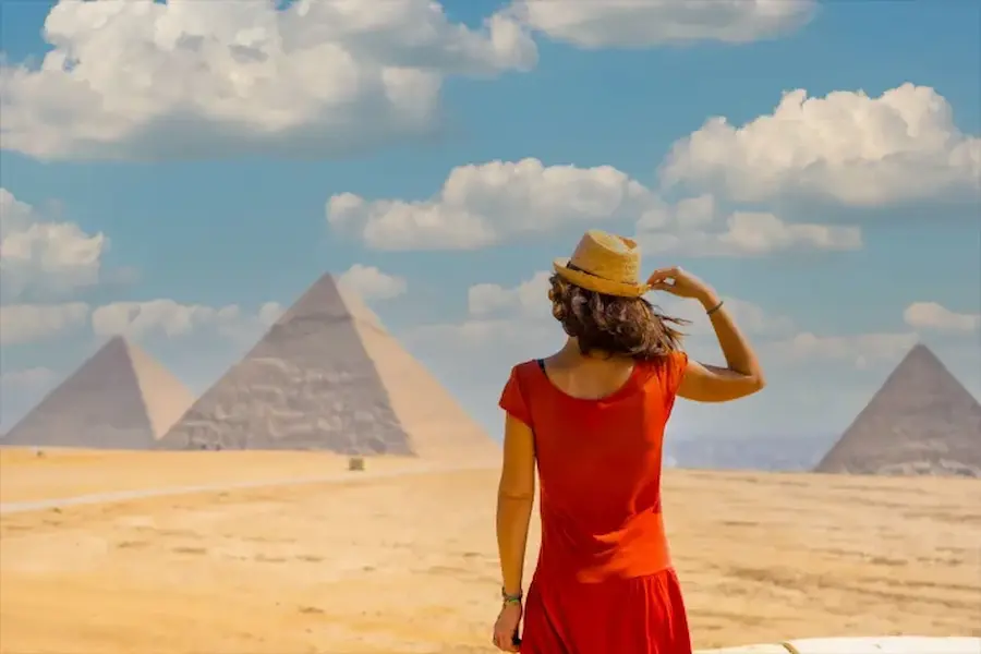 How Can Momo Tours Egypt Help You Choose the Top 10 Tour Operators?