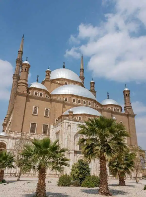 Esplora il Cuore Storico del Cairo: VECCHIO Cairo, Khan El-Khalili, Cittadella di Saladino, Museo della Civiltà, Mummie Reali, Hanging Church e Complesso Religioso