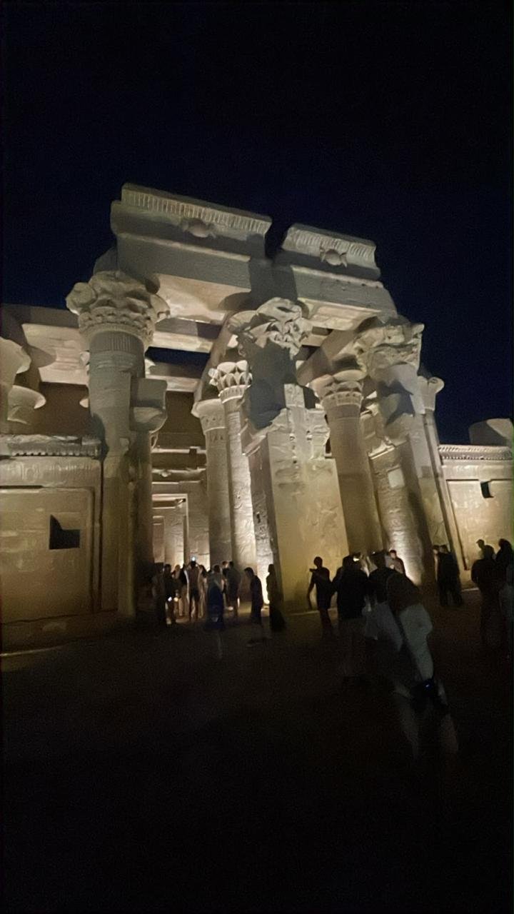 temple-edfou-horus.jpg